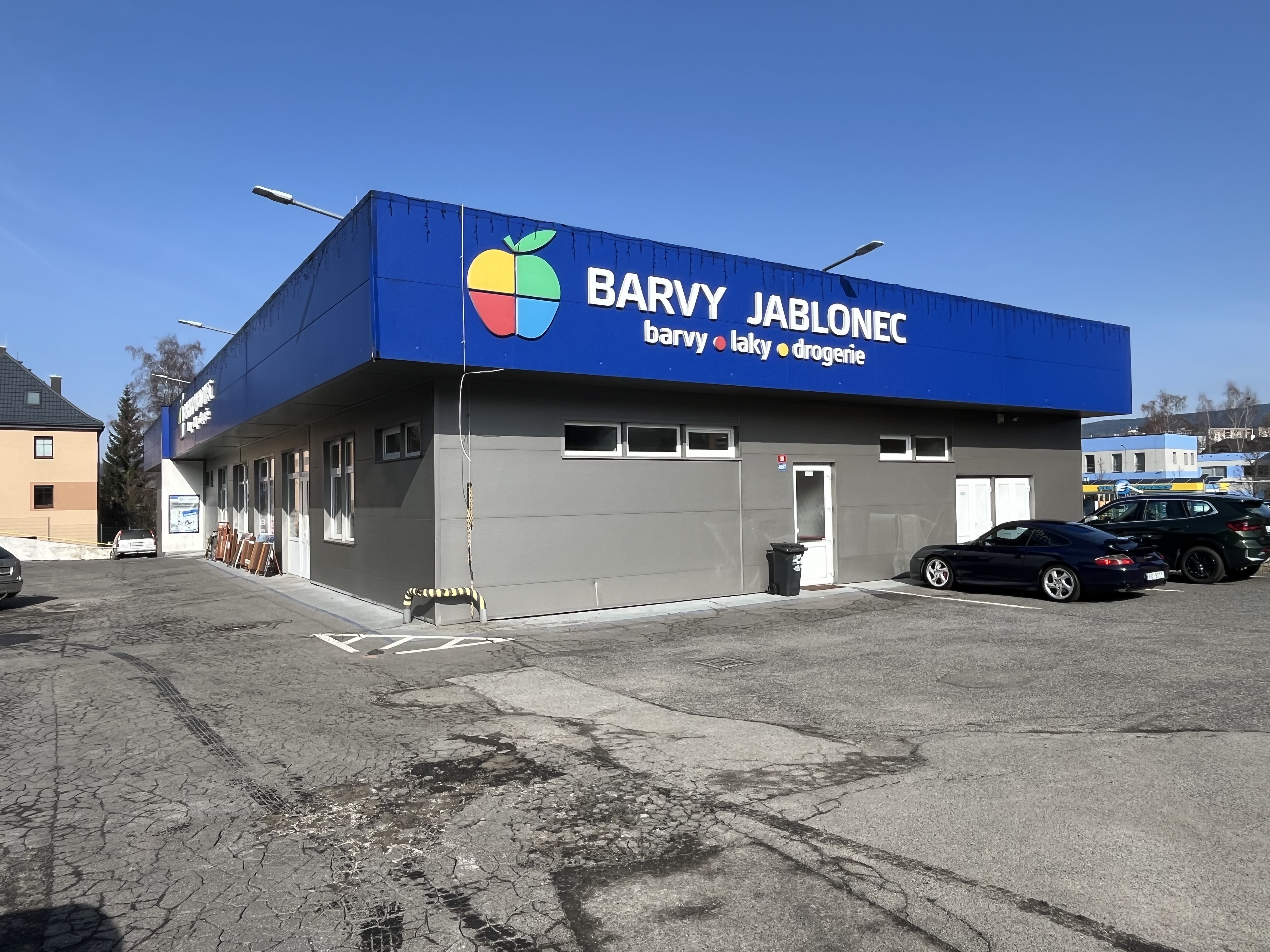 Barvy Jablonec — prodejna exteriér