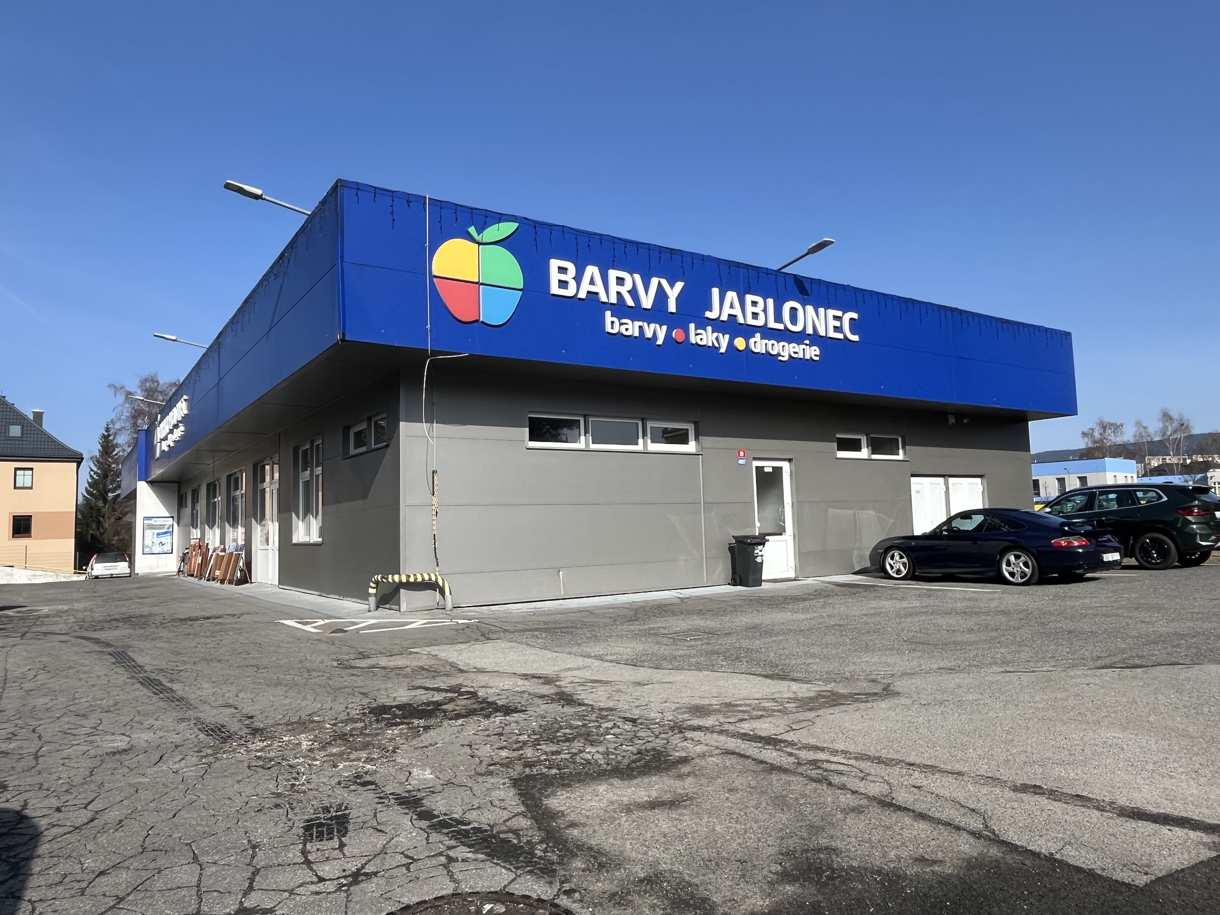 Barvy Jablonec — prodejna exteriér